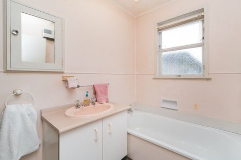 Photo of property in 46 Duff Crescent, Highbury, Palmerston North, 4412