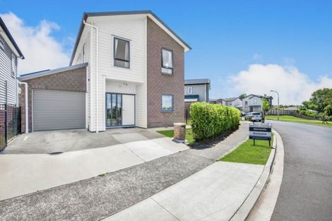 Photo of property in 30 Ipukarea Street, Weymouth, Auckland, 2103
