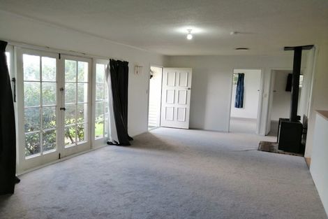 Photo of property in 12 St Catherine Crescent, West Harbour, Auckland, 0618