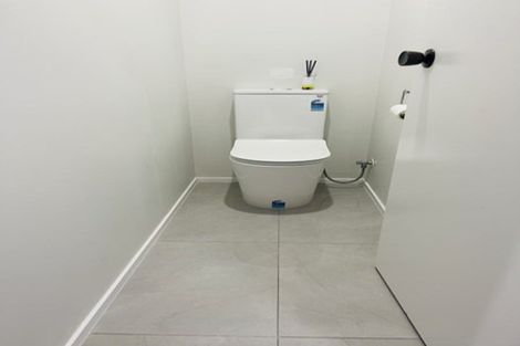 Photo of property in 4 Banksia Place, Goodwood Heights, Auckland, 2105