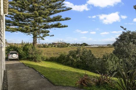 Photo of property in 46 Byron Avenue, Takapuna, Auckland, 0622