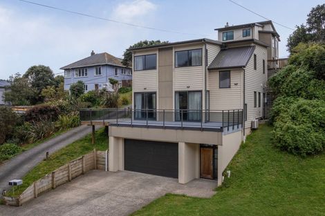 Photo of property in 23 View Road, Titahi Bay, Porirua, 5022