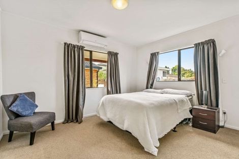 Photo of property in 3/68 View Road, Henderson, Auckland, 0612