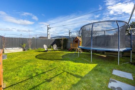 Photo of property in 24 Te Kaeaea Crescent, Wallaceville, Upper Hutt, 5018