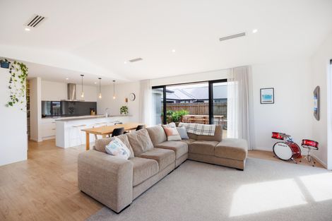 Photo of property in 85 Freedom Drive, Kelvin Grove, Palmerston North, 4470