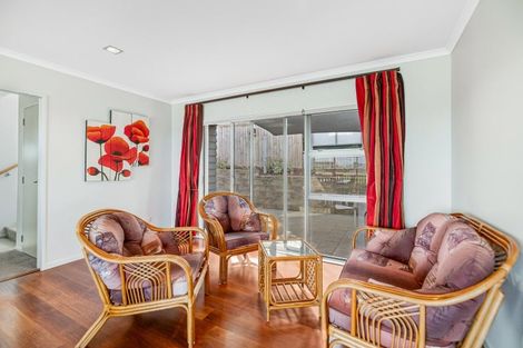 Photo of property in 63 Chesterfield Way, Orewa, 0931