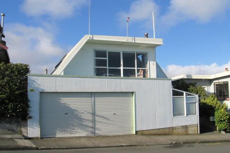 Photo of property in 42 Motuhara Road, Plimmerton, Porirua, 5026