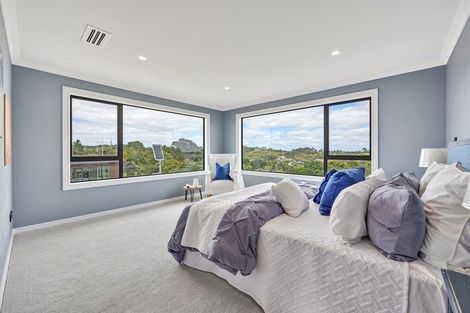 Photo of property in 2 Taku Close, Long Bay, Auckland, 0630