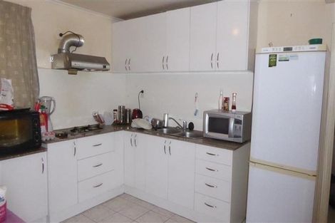 Photo of property in 48 Rata Street, New Lynn, Auckland, 0600