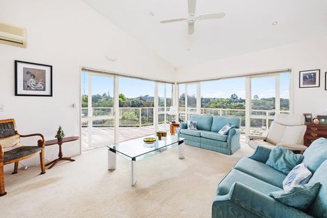 Photo of property in 54 Riverview Road, Kerikeri, 0230