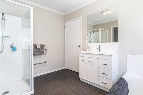 Photo of property in 55 Falcon Drive, Welcome Bay, Tauranga, 3112