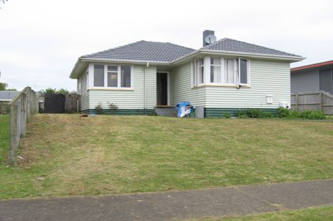 Photo of property in 17 Mariner Street, Mangere, Auckland, 2022