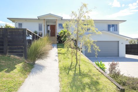 Photo of property in 8 Puka Place, Raglan, 3225