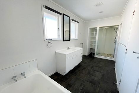 Photo of property in 1/10 Walter Street, Hauraki, Auckland, 0622