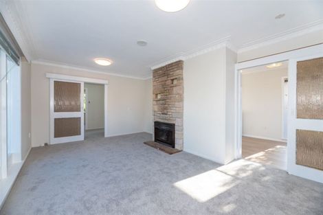 Photo of property in 4 Longburn Road, Henderson, Auckland, 0610