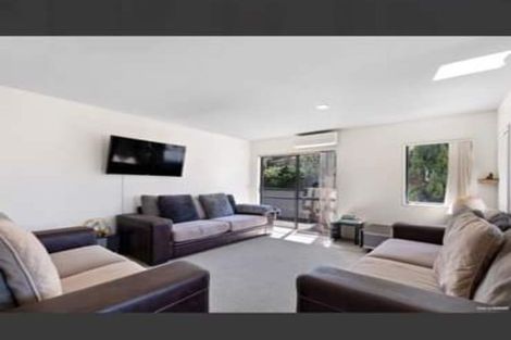 Photo of property in 1/44 Becroft Drive, Forrest Hill, Auckland, 0620