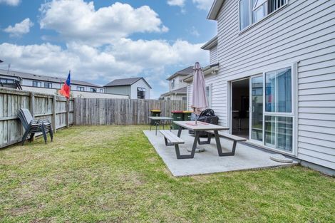 Photo of property in 5 Wairepo Street, Takanini, 2112