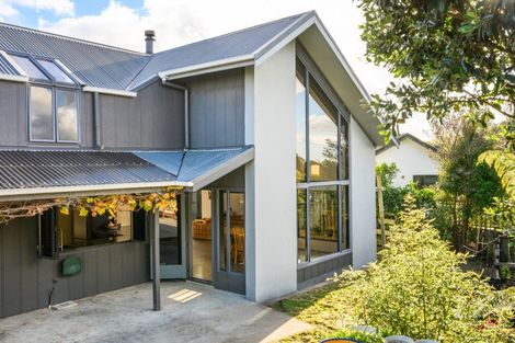 Photo of property in 151 Summerhill Drive, Fitzherbert, Palmerston North, 4410