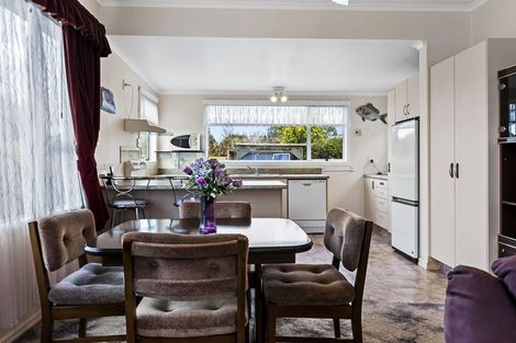 Photo of property in 15 Walsh Road, Westown, New Plymouth, 4310