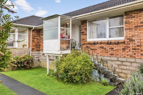 Photo of property in 2/7 Ellen Avenue, Hillcrest, Auckland, 0627