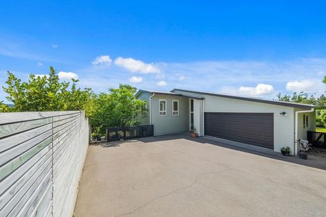 Photo of property in 38 Aspiring Terrace, Aotea, Porirua, 5024