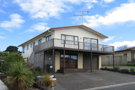 Photo of property in 17 Rawhiti Place, Snells Beach, 0920