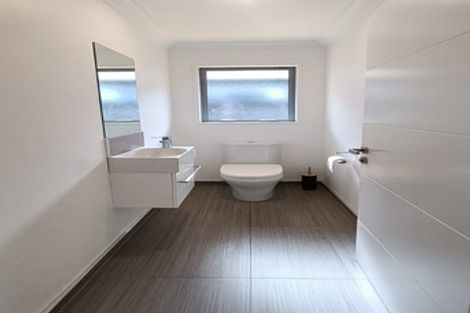 Photo of property in 32 Te Whenu Crescent, Marshland, Christchurch, 8083