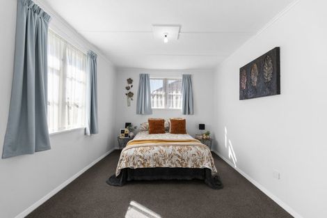 Photo of property in 38-40 Parris Street, Waitara, 4320
