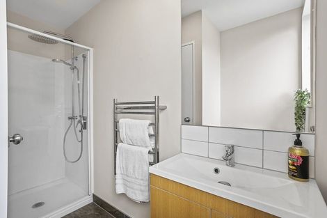 Photo of property in 112 Grand Drive, Orewa, 0931