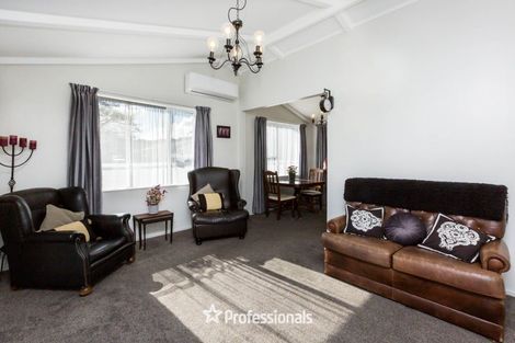 Photo of property in 90 Norana Road, Timberlea, Upper Hutt, 5018
