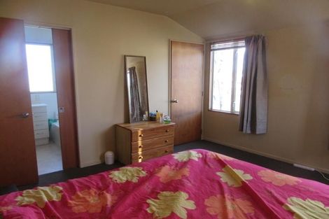 Photo of property in 66a Peverel Street, Riccarton, Christchurch, 8041