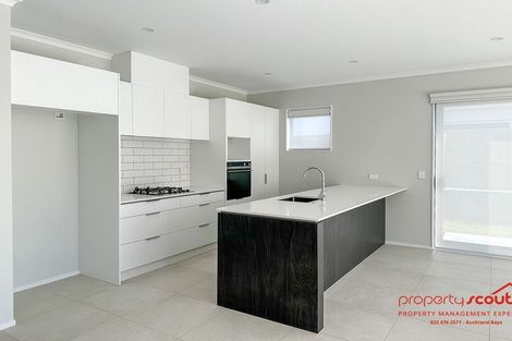 Photo of property in 29 Cambie Avenue, Red Beach, 0932