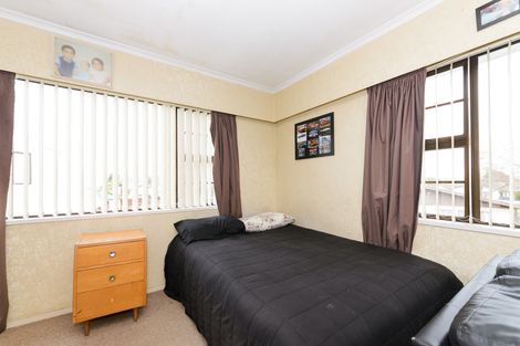 Photo of property in 14 Peter Hall Drive, Kelvin Grove, Palmerston North, 4414