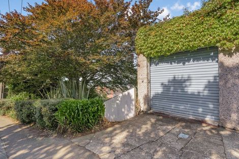 Photo of property in 35 Central Terrace, Kelburn, Wellington, 6012