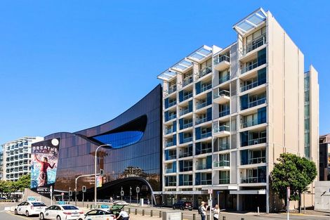 Photo of property in Portal Apartments, 8a/42 Cable Street, Te Aro, Wellington, 6011