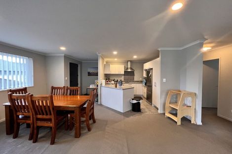 Photo of property in 27 Evans Court, Pukekohe, 2120