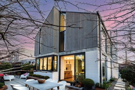 Photo of property in 24b Queens Avenue, Merivale, Christchurch, 8014