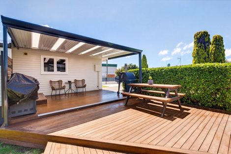 Photo of property in 103 Warwick Road, Mayfair, Hastings, 4122