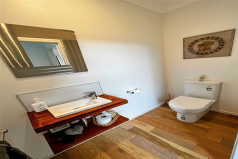 Photo of property in 8 The Track, Plimmerton, Porirua, 5026