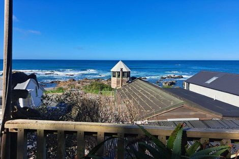 Photo of property in 158 Owhiro Bay Parade, Owhiro Bay, Wellington, 6023