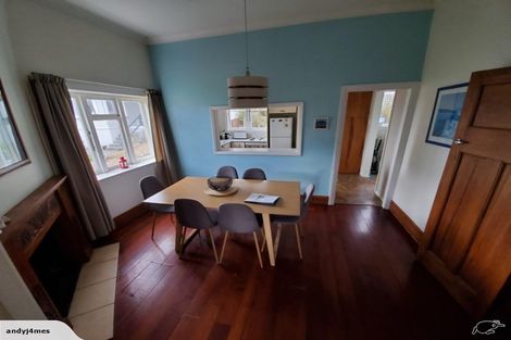 Photo of property in 56 Freyberg Street, Lyall Bay, Wellington, 6022