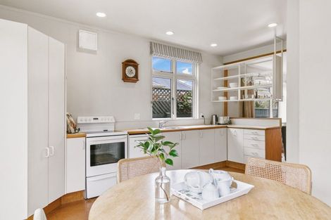 Photo of property in 275 Karori Road, Karori, Wellington, 6012