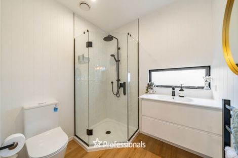 Photo of property in 37 Percy Kinsman Crescent, Riverstone Terraces, Upper Hutt, 5018