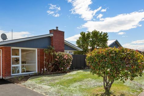 Photo of property in 11 Waratah Street, Avondale, Christchurch, 8061
