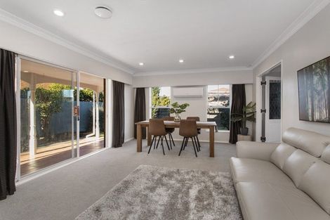 Photo of property in 2 Cintra Place, Casebrook, Christchurch, 8051