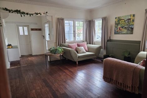 Photo of property in 13 Kent Road, Regent, Whangarei, 0112