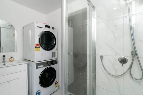 Photo of property in 18b Catton Crescent, Mount Roskill, Auckland, 1041