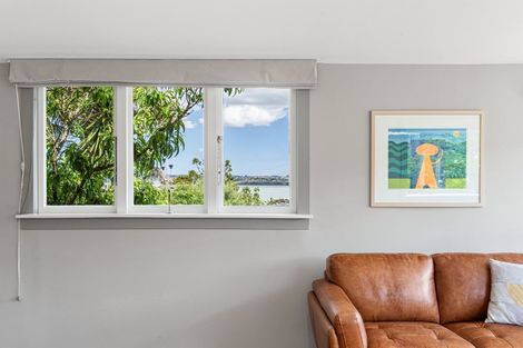 Photo of property in 91 Island Bay Road, Beach Haven, Auckland, 0626