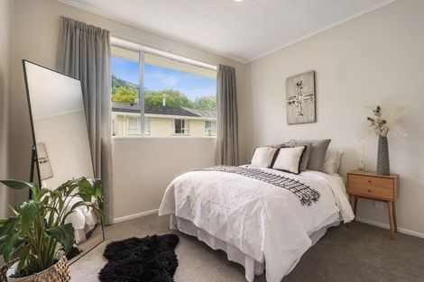 Photo of property in 1/10 Denver Grove, Totara Park, Upper Hutt, 5018