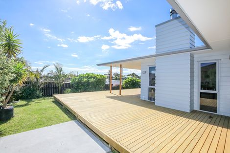 Photo of property in 8 Puka Place, Raglan, 3225